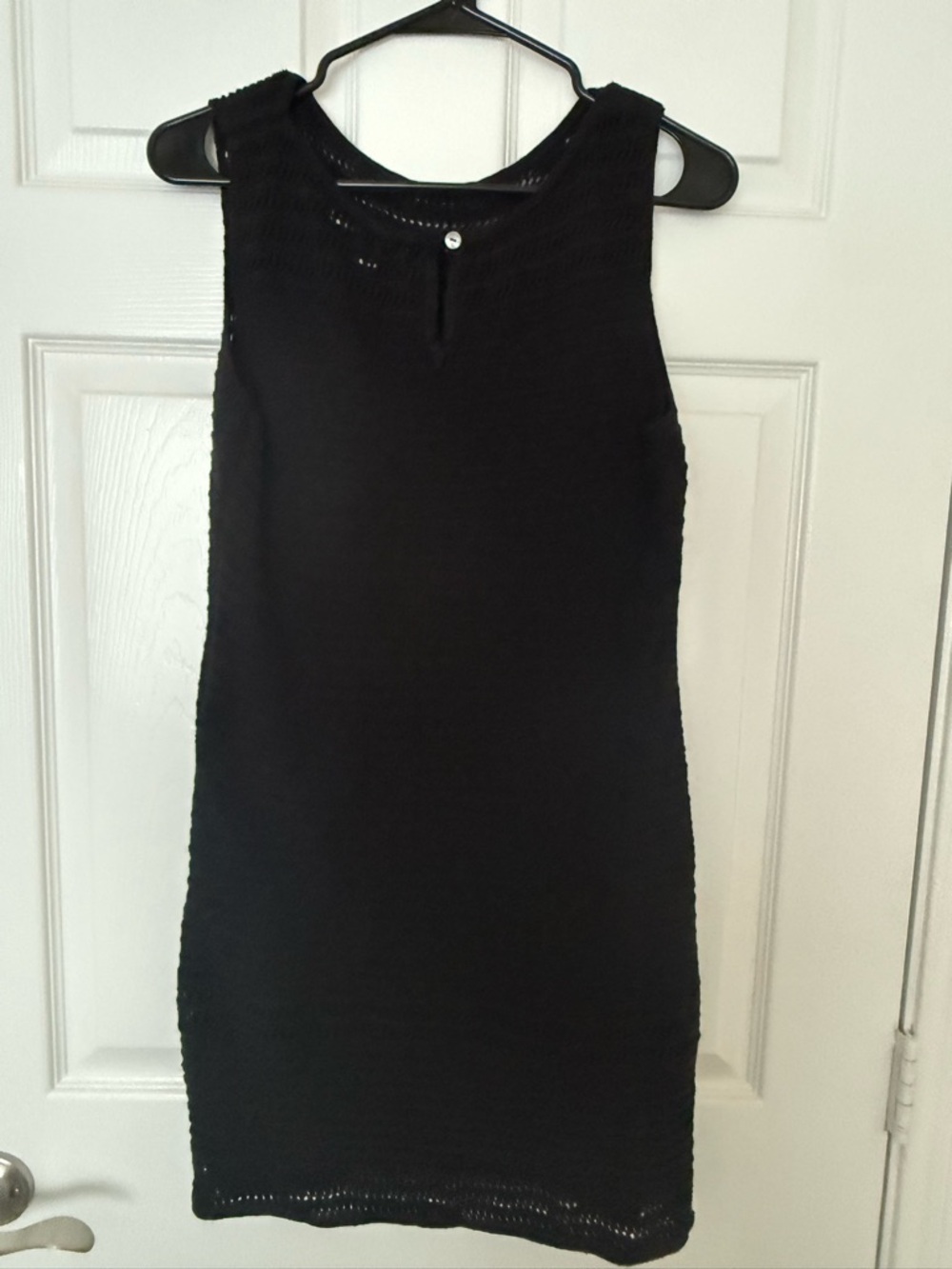 Tommy Bahama Black Open-Knit Sleeveless cover up medium